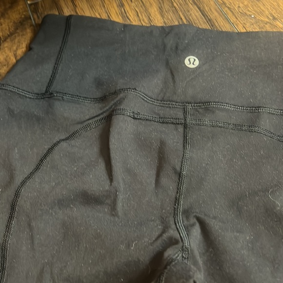 Lululemon workout wear - Picture 5 of 10